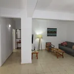 Fridas - Location In Famagusta Near Old Town Apartment