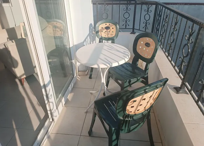 Fridas - Location In Famagusta Near Old Town Lägenhet