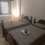 Fridas - Location In Famagusta Near Old Town Apartment *