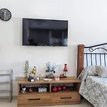 Apartment Fridas - Location In Famagusta Near Old Town *