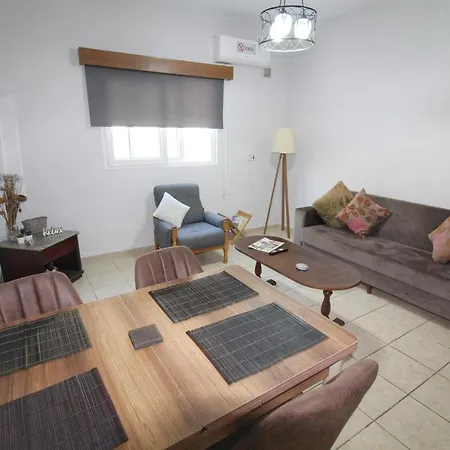 Apartamento Fridas - Location In Famagusta Near Old Town *