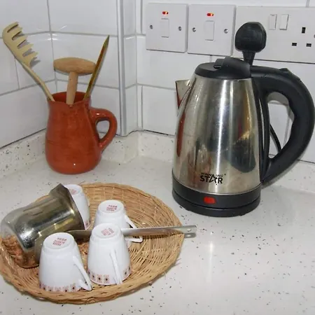 Daire Fridas - Location In Famagusta Near Old Town