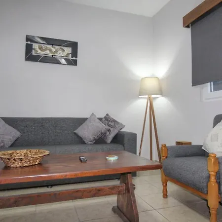 Fridas - Location In Famagusta Near Old Town Gazimağusa