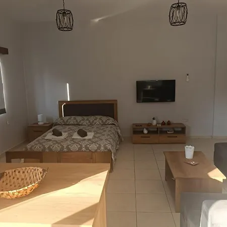 Daire Fridas - Location In Famagusta Near Old Town *