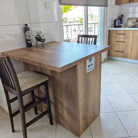 Daire Fridas - Location In Famagusta Near Old Town Gazimağusa