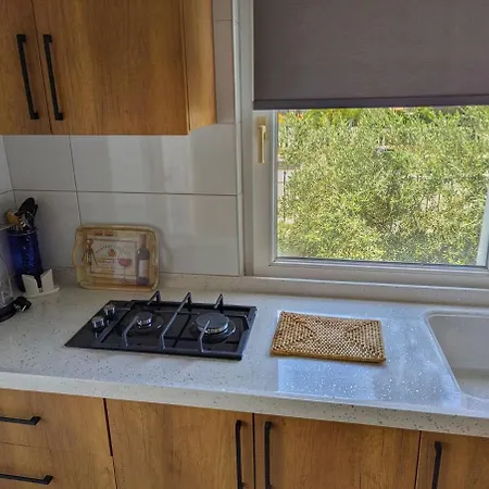 Fridas - Location In Famagusta Near Old Town *