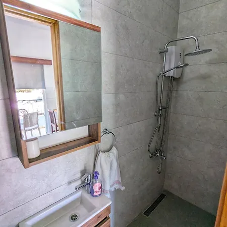 Fridas - Location In Famagusta Near Old Town