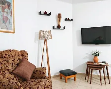 Fridas - Location In Famagusta Near Old Town Apartamento *