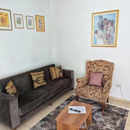 Fridas - Location In Famagusta Near Old Town Apartamento