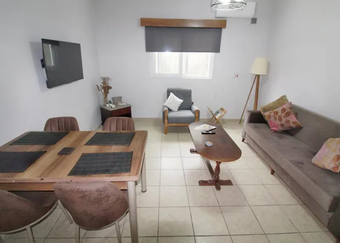 아파트 Fridas - Location In Famagusta Near Old Town *