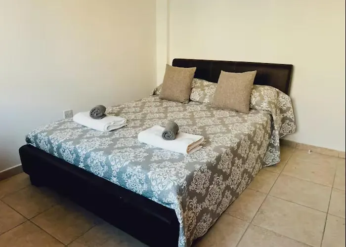 Fridas - Location In Famagusta Near Old Town * 파마구스타