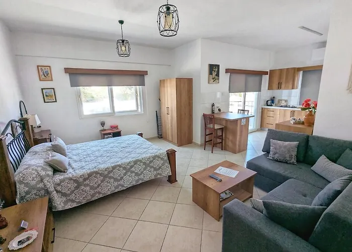 Apartmán Fridas - Location In Famagusta Near Old Town